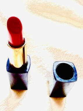 Estee Lauder Lipstick 
340 Envious